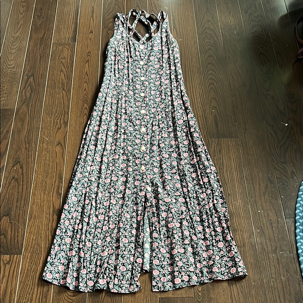 Black & Pink Floral Crisscross-Back Maxi Dress